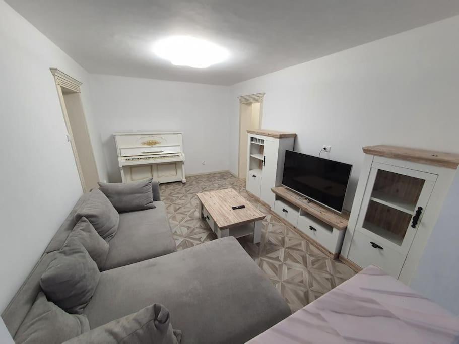 Iasi City - Central Apartment Exterior photo